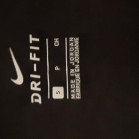 EUC Nike athletic workout short sleeve top/shirt mesh back size small black gold - Picture 2 of 5